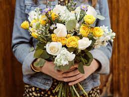 Maybe you would like to learn more about one of these? How To Keep Fresh Flowers Alive And Healthy Longer After They Ve Been Cut