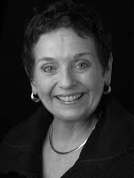 Diane Usher's Instagram, Twitter & Facebook