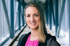 Heather Ernst's Instagram, Twitter & Facebook