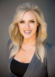 Kayla Herrera's Instagram, Twitter & Facebook