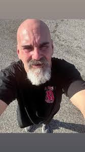 Stephen Peloquin's Instagram, Twitter & Facebook