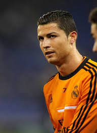 Born 5 february 1985) is a portuguese professional footballer who plays as a forward for serie a club. Cristiano Ronaldo Vermogen Top Gehalt Bei Juventus 2021