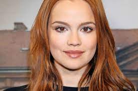 Emilia schüle hat keine allüren und wirkt jünger,. Emilia Schule Im Interview Leben Sie In Einer Blase Haz Hannoversche Allgemeine