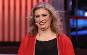 Il programma, che a 50 anni dalla sua prima edizione riscopre un modo di fare televisione, vede seduti sulle carlo verdone e iva zanicchi. Iva Zanicchi Confessione Scandalosa A Letto Sono Un Olimpionica Quante Volte Lo Faccio Libero Quotidiano