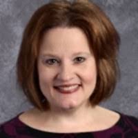 Lisa Colwell's Instagram, Twitter & Facebook