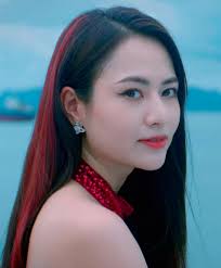 Hai mỹ nhân cặp kè với xã hội đen ở phim 'Độc đạo' đang làm điên đảo màn ảnh