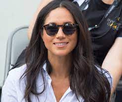 Known for her smooth, voluminous waves, meghan clearly has her haircare routine down pat (due, we're sure, in large part to a team of professionals). How To Copy Meghan Markles Glossy Brunette Hair Colour My Hairdresser Online