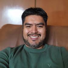 Mtro. Julio César Paredes Juárez opiniones