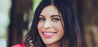 Celebrating the Pinstripe Women: Evie Larson