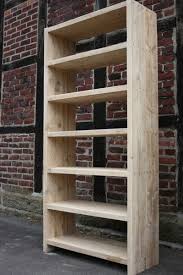 Regal Aus Recyceltem Altem Bauholz Gerustbaubrett Bauen Mit Holz Bucherregal Diy Holzregal Selber Bauen
