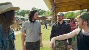 Deux frères pas très futés décident de monter le casse du siècle: Logan Lucky Car Racing Movies And Race Car Slots