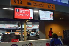 Sila ingat nombor booking tiket anda jika anda membawa beg bagasi, anda wajib check in bagasi anda di kaunter airport. Bagaimana Cara Berurusan Di Airport Klia 2 Bagi Penerbangan Domestik Air Asia Xplorasi Destinasi