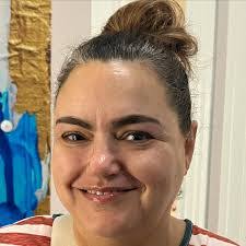 Tracy Spears's Instagram, Twitter & Facebook