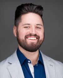 Alex Lund's Instagram, Twitter & Facebook