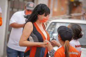 This movement belongs to the opposition coalition agreement for change. Alma Barragan Asesinada A Tiros Una Candidata En Pleno Acto De Campana En Mexico Elecciones Mexicanas 2021 El Pais Mexico