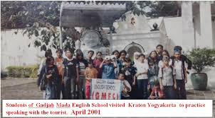 Check spelling or type a new query. Gmes English Caption Teks Di Bawah Atau Di Samping Gambar Dalam Bahasa Inggris Caption Text Explaining A Picture