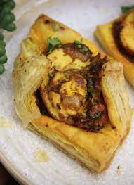 Kerala Egg Puffs The Familiar Kitchen Recipe Indian Food Recipes Vegetarian Indian Food Recipes South Indian Food