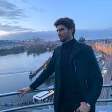 Kniha zachycuje místy až neuvěřitelný příběh o lidské nenávisti. Zdenek Stejskal Zdenek Stejskal Twitter