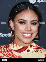 Dinah hi-res stock photography and images