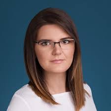 Anna Siwik's Instagram, Twitter & Facebook