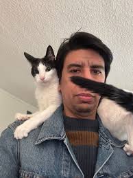 The Belair Lip Bombs: Again