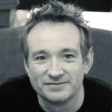 Suzanne Howe's Instagram, Twitter & Facebook