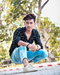 Latest Best Photoshoot Poses For Boys Boysphotoposes Photoshoot Poses Photoshoot Pose Boy Photo Poses For Boy Congratulations the best photo by @immigrant_londoner your photo has been selected a #streetkekinian of the day. photoshoot poses photoshoot pose boy