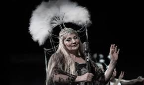 We don't have a biography for veronika gajerová. Veronika Gajerova Jednou Hrajes Princeznu Podruhe Carodejnici Topzine Cz