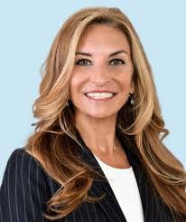 Anna Kuras's Instagram, Twitter & Facebook