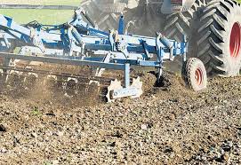 Pour retrouver une agriculture saine. Pourquoi Travailler Son Sol La Terre De Chez Nous