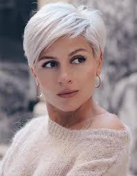 Favorite Style Of Short Haircuts For Girls In 2020 Thick Hair Styles Short Hair Styles Pixie Short Pixie Haircuts