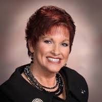 Linda Meade's Instagram, Twitter & Facebook