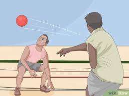 En este juego, los jugadores deben utilizar pistolas que son disparadas por aire comprimido. 3 Formas De Jugar Al Quemado Wikihow