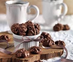 Schokokekse Mit Tupf Rezept Schokokekse Diamant Zucker Gemahlene Haselnusse
