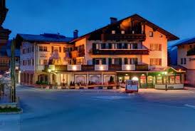 Uttendorf hat derzeit eins immobilien im angebot diese ist der kategorie haus zugewiesen. Zell Am See Uttendorf Route Planner Distance Time And Costs Viamichelin