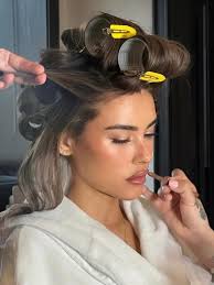 28/03/22 ┊ Madison, Madrid'deki M&G sırasında hayranlarıyla 🤎 #madisonbeer  @madisonbeer