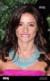 The qvc garden hi-res stock photography and images