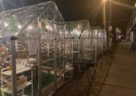 I Tried The Outdoor Winter Experience At Cafe Hollander On Downer Meatloaf With Gravy Serving Drinks Cafe