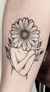 Portanto, o girassol é uma forma valiosa e inestimável de arte corporal, quando bem feita, pode resultar numa excelente tattoo. Pin Em Tatuagens