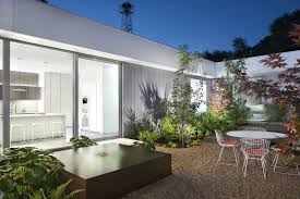 Its excellent bonding properties and workability make it suitable for interior and exterior load bearing or non load bearing walls or fireplaces. Photo 56 Of 2736 In Outdoor Trees Photos From Before After An Abandoned Austin Bungalow Springs Back To Life With Five Lush Yards Dwell
