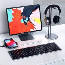 30 Best Home Office Designs For Your Inspiration Cool Classic And Modern Computer Desk Setup Computer Setup Apple Computer