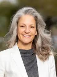 Dr. Stefanie Schluender, MD