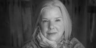 Gloria Conner's Instagram, Twitter & Facebook