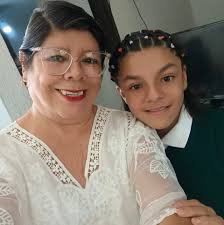 El ingeniero Acacio Castro Serrano egresó de Escuela superior de  Agricultura de la UAGro ubicada en Iguala Guerrero. Nació el 9 de abril de  1963, en Santo Domingo, municipio de Atoyac de