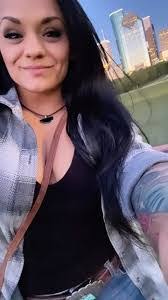 Stefanie Daniel's Instagram, Twitter & Facebook