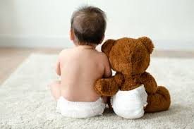 Dengan menunjukkan mimik wajah setengah mengedan, si bayi mengeluarkan suara kentut dan anehnya, berbau. Bayi Sering Kentut Waspadai 4 Penyebabnya Berikut Ini Apalagi Jika Sudah Minum Sufor Semua Halaman Grid Health