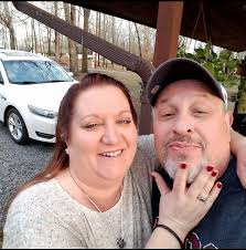 can someone create a custom christmas picture?