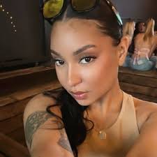 Tianna Tarter (@tiannatarter)