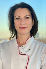 Diana Coles's Instagram, Twitter & Facebook