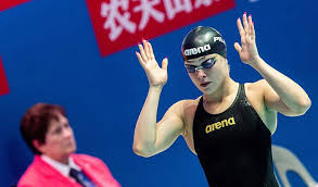 Benedetta pilato non si ferma più. Mondorossoblu It Nuoto Agli Europei Benedetta Pilato E Beffata Dalle Regole